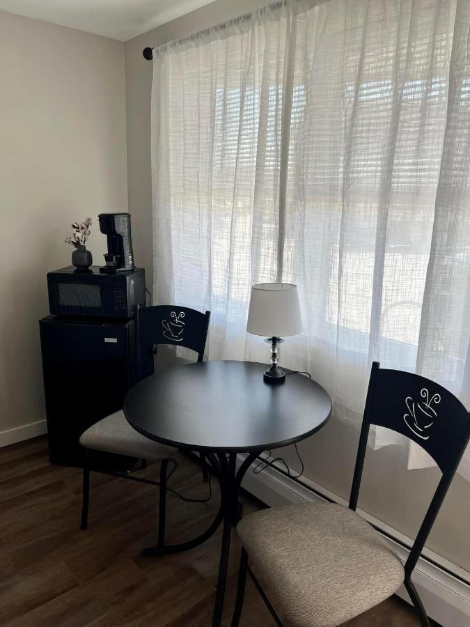 Lincoln House Motel Екстер'єр фото